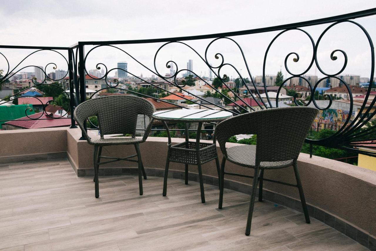 Hotel Maria Batumi Esterno foto
